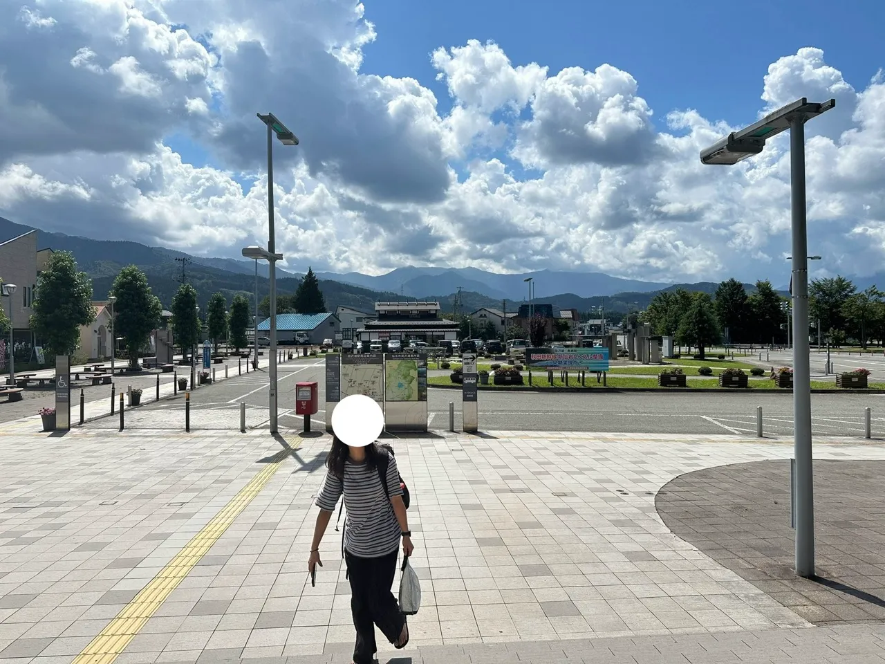 駅前ロータリーと私